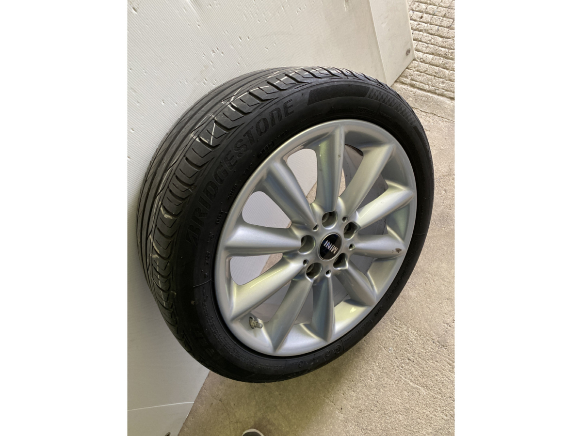 Jantes alu + Pneus été 17 225/45 R17 91W - Photo 1