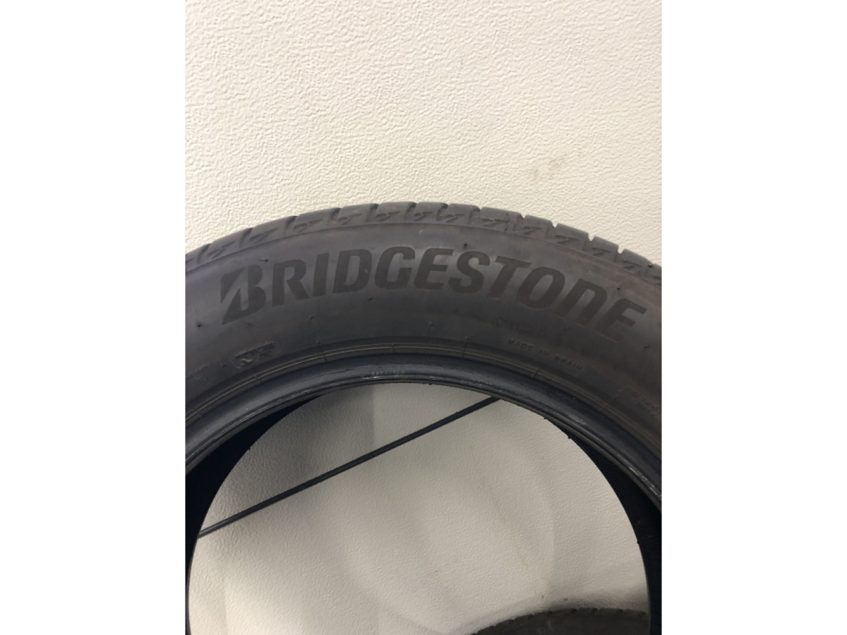 Pneus été 16 205/60 R16 92H - Photo 1