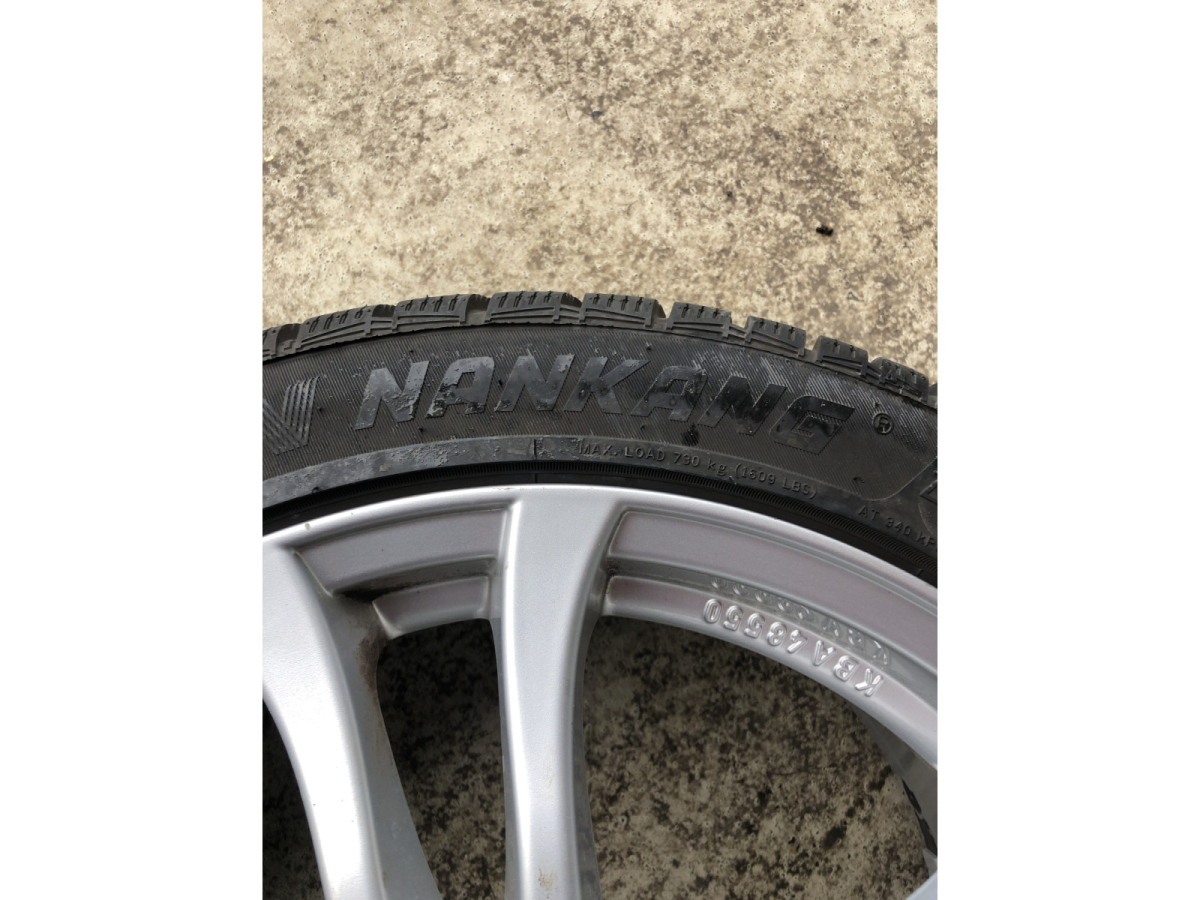Jantes alu + Pneus hiver 18 245/40 R18 97V - Photo 1