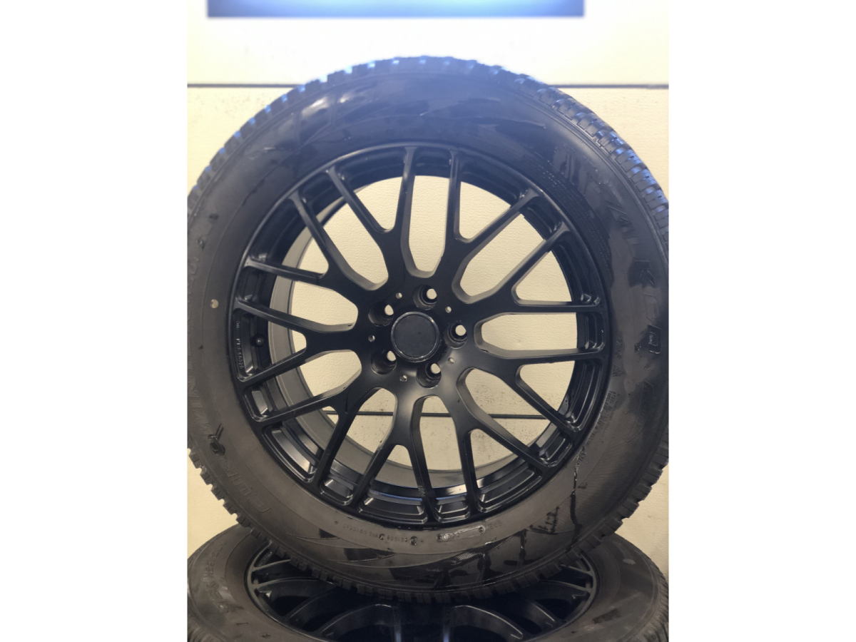 Jantes alu + Pneus hiver 19 255/55 R19 111V - Photo 1