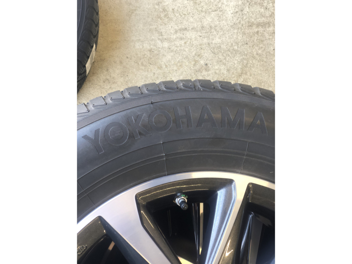 Jantes alu + Pneus hiver 17 225/65 R17 102H - Photo 1
