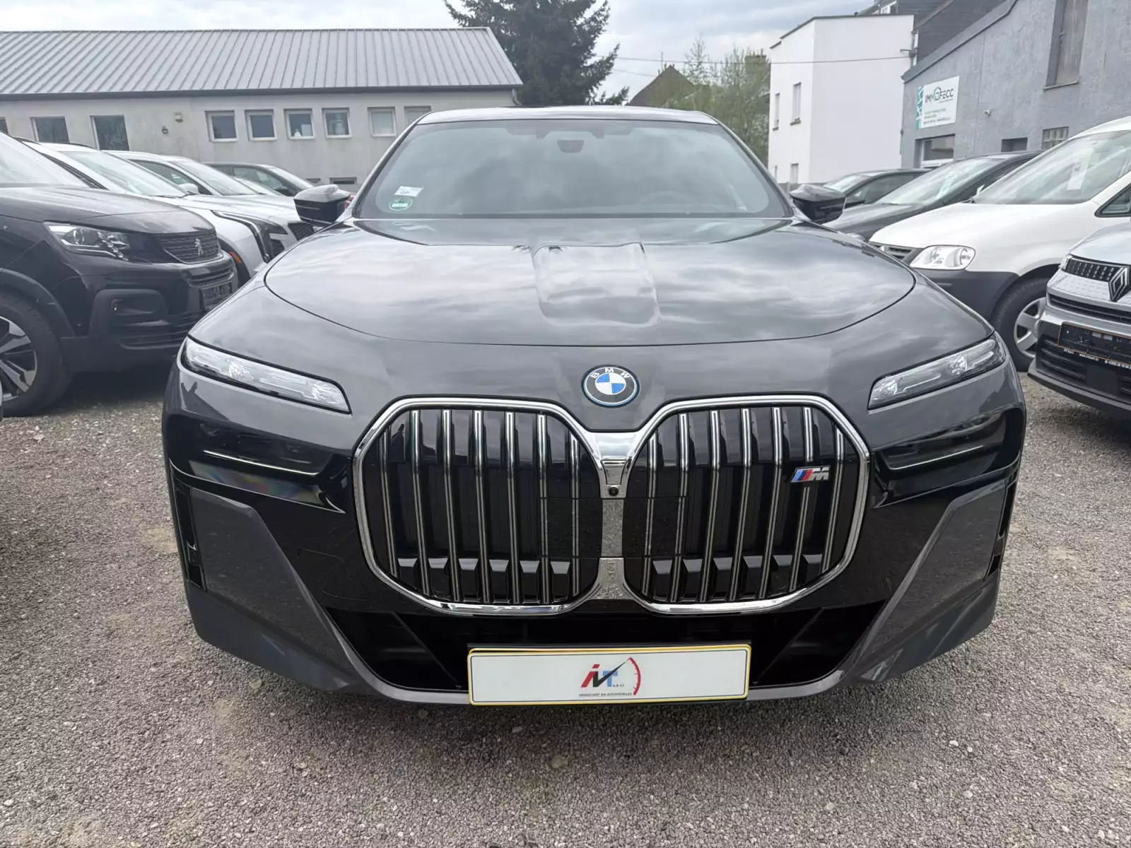 BMW M760 M760E XDRIVE - Photo 1