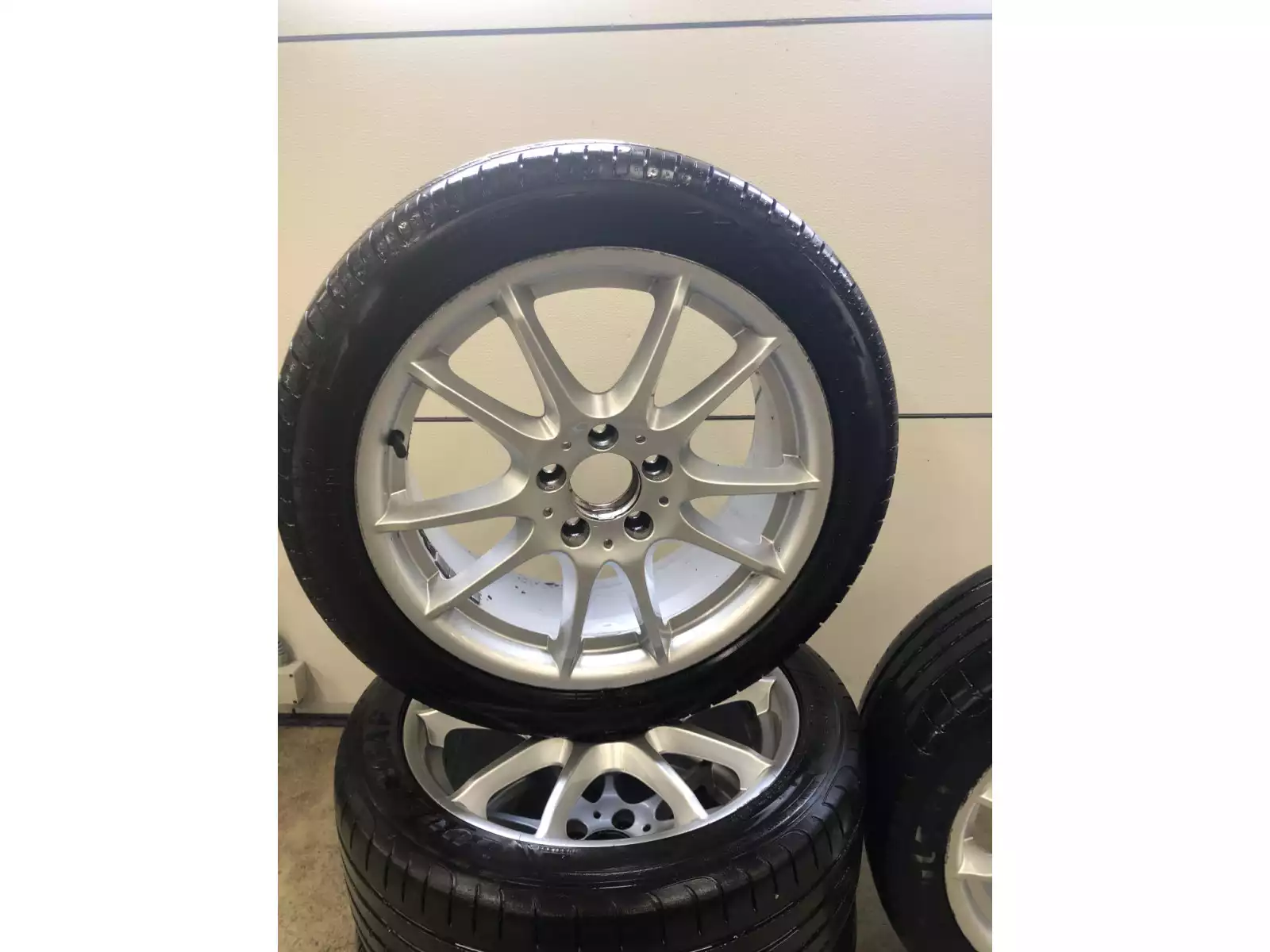 Jantes alu + Pneus été 17 225/45 R17 91V - Photo 1
