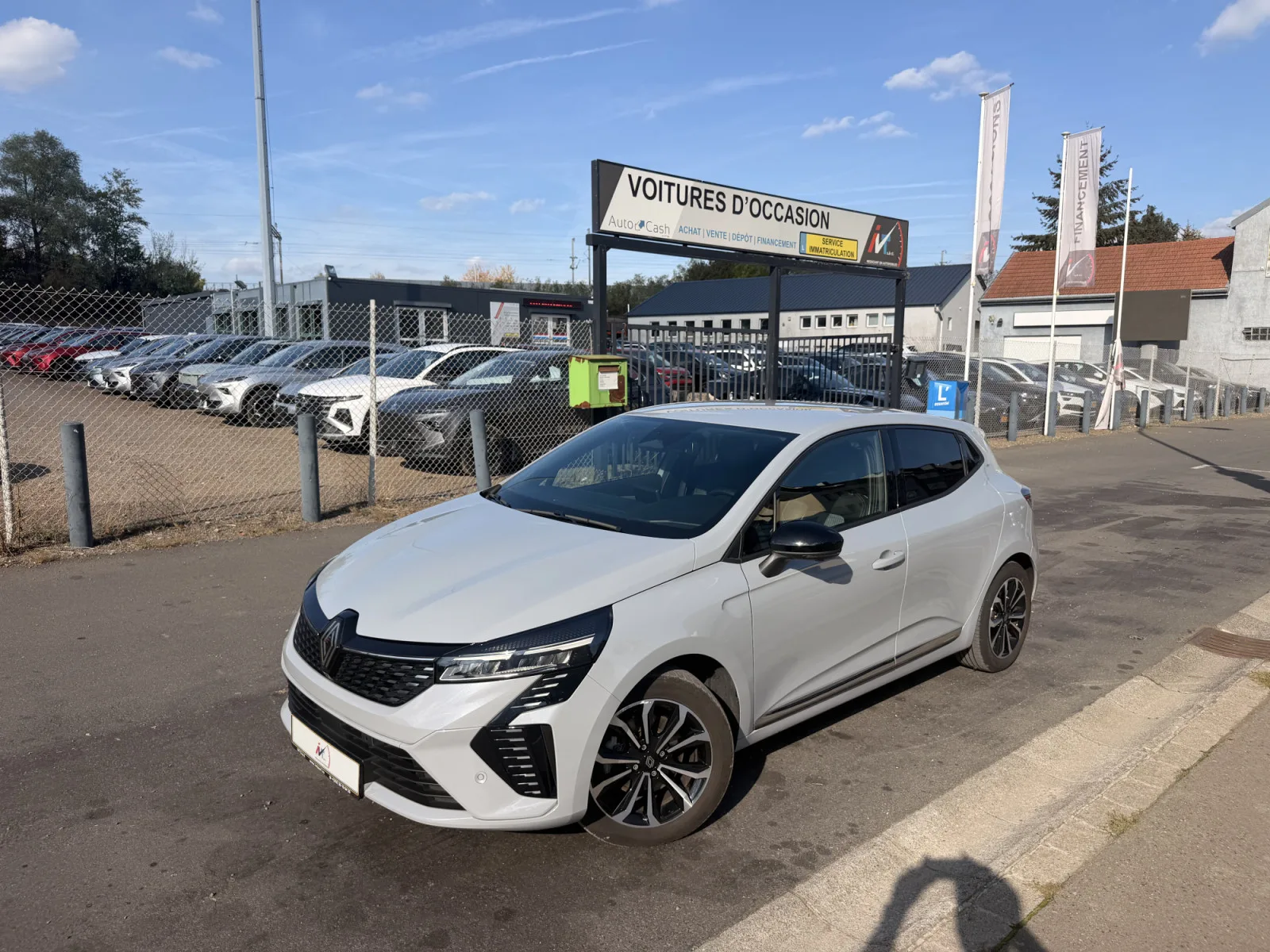 Renault Clio E-Tech 145 Hybride Intens - Photo 1