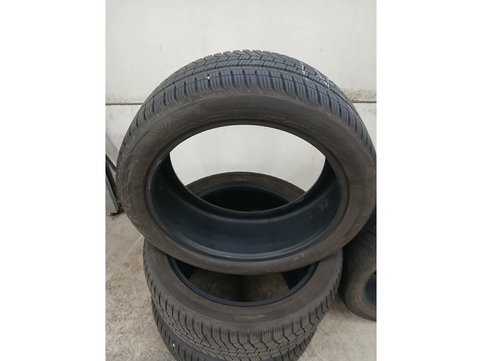 Pneus hiver 18 225/45 R18 91H - Photo 1
