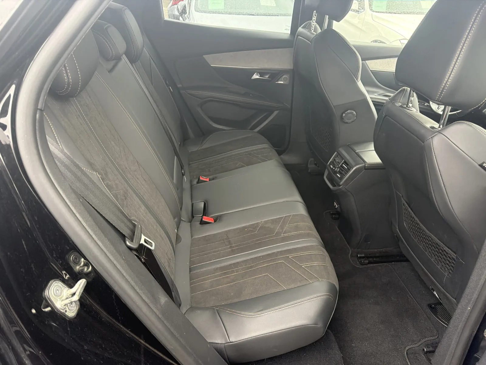Peugeot 3008 GT 1.2 PT 131CV EAT8 - Photo 1