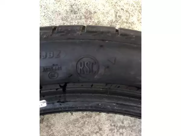Pneus été 18 225/40 R18 92Y - Photo 3