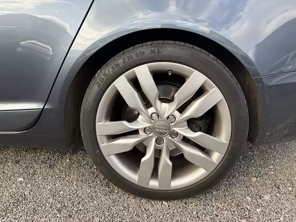Audi S6 V10 5.2 FSI AUTO QUATTRO - Photo 2