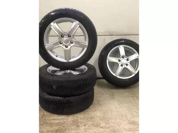 Jantes alu + Pneus hiver 16 205/55 R16 91H - Photo 1