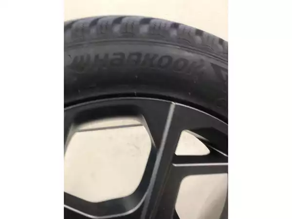 Jantes alu + Pneus hiver 16 195/55 R16 87H - Photo 2