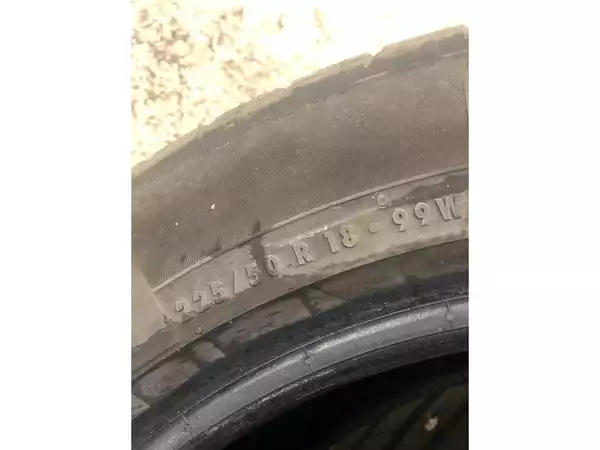Pneus été 18 225/50 R18 99W - Photo 2