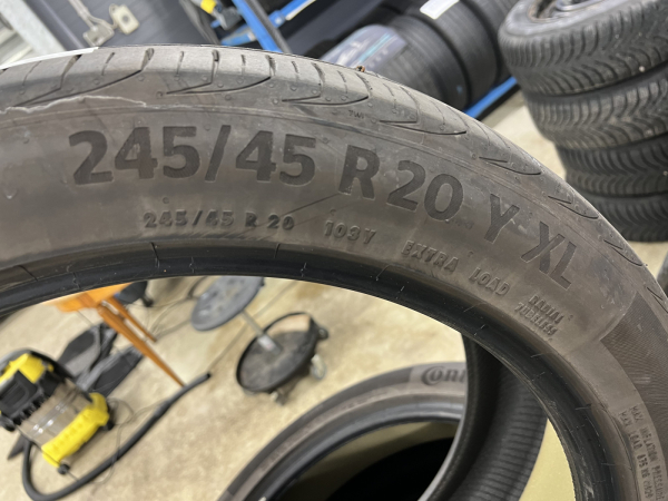 Pneus été 20 245/45 R20 103Y - Photo 3