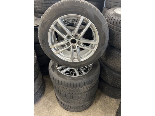 Jantes alu + Pneus hiver 17 215/55 R17 98H - Photo 1