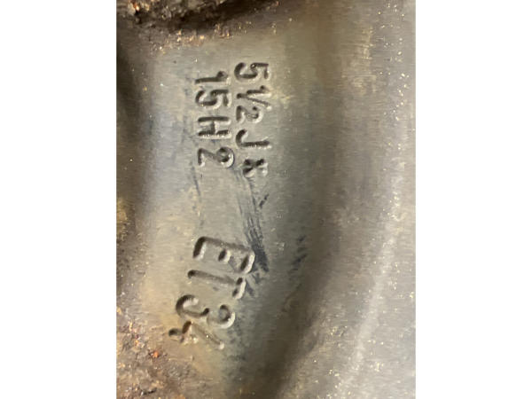 Jantes acier + Pneus hiver 15 175/60 R15 81H - Photo 2