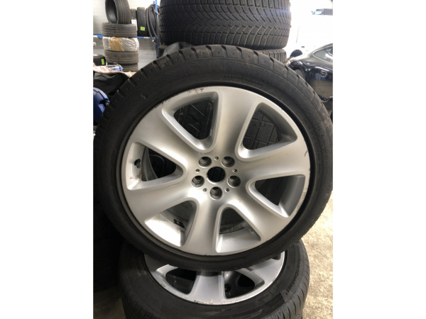 Jantes alu + Pneus hiver 18 245/45 R18 100W - Photo 2
