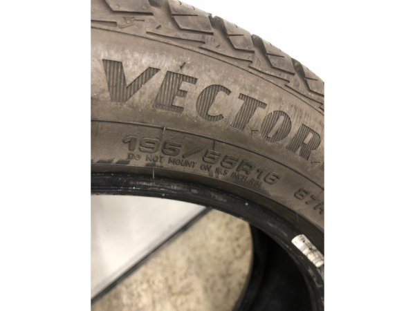 Pneus toutes saisons 16 195/55 R16 87H - Photo 2