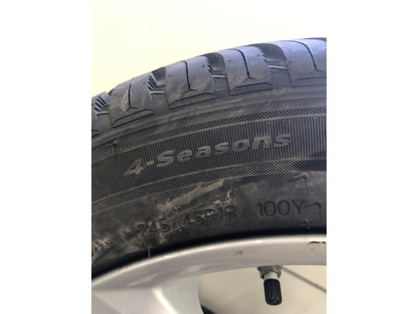 Jantes alu + Pneus toutes saisons 18 245/45 R18 100Y - Photo 2