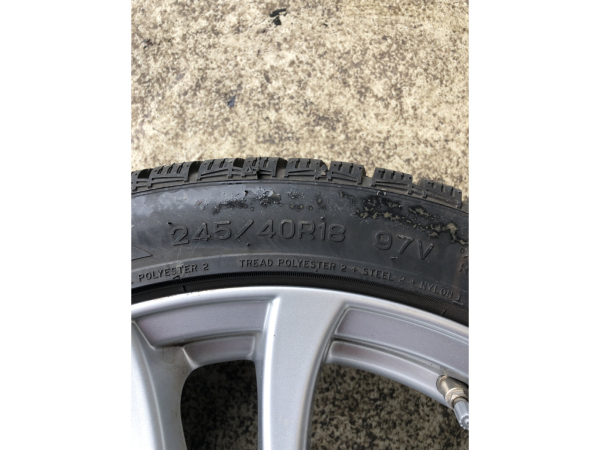 Jantes alu + Pneus hiver 18 245/40 R18 97V - Photo 3