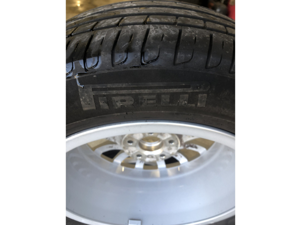 Jantes alu + Pneus été 17 225/55 R17 97Y - Photo 2