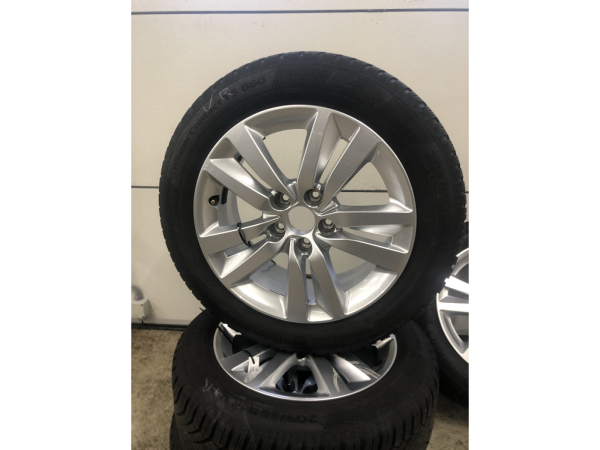 Jantes alu + Pneus hiver 16 205/55 R16 91H - Photo 2