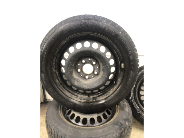 Jantes acier + Pneus hiver 16 205/55 R16 91H - Photo 2