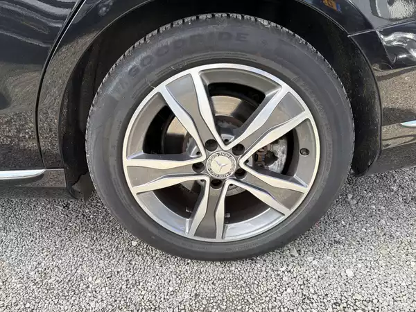 Mercedes-Benz C 200 CDI 136CV AUTO AVANTGARDE - Photo 3