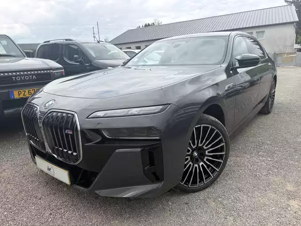 BMW 760 M760E XDRIVE - Photo 1