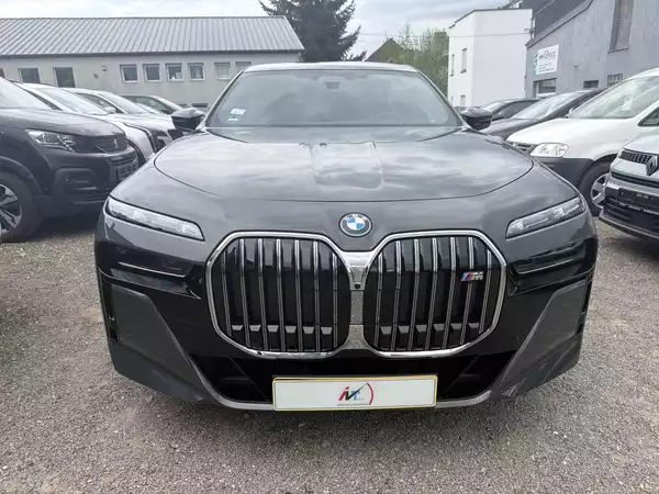BMW M760 M760E XDRIVE - Photo 2