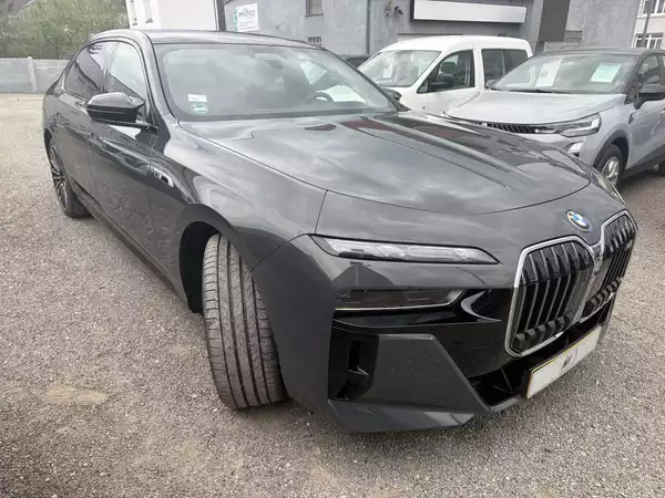 BMW M760 M760E XDRIVE - Photo 2