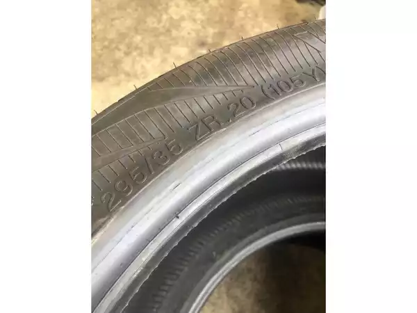 Pneus été 20 295/35 R20 105Y - Photo 2