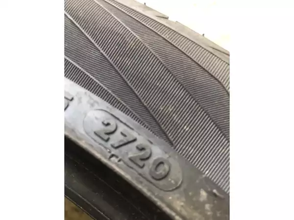 Pneus été 20 295/35 R20 105Y - Photo 3