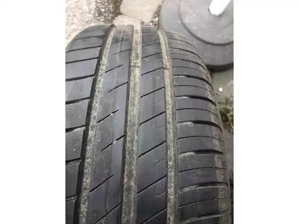 Jantes alu + Pneus hiver 15 195/60 R15 88H - Photo 3