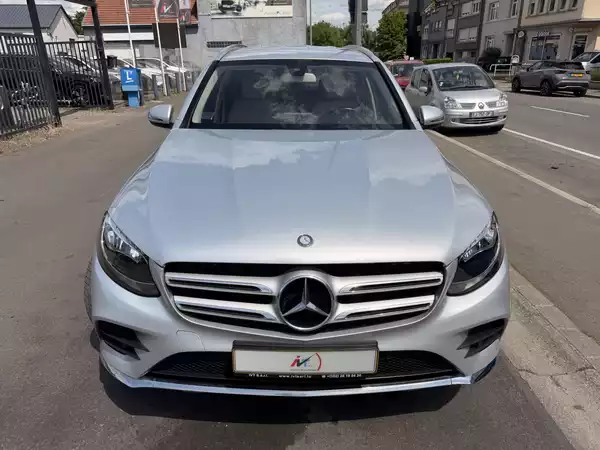 Mercedes-Benz GLC 220 D 4MATIC AUTO - Photo 2