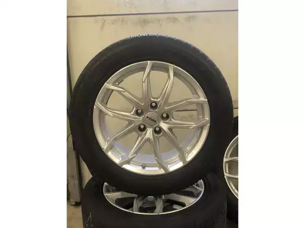 Jantes alu + Pneus hiver 17 225/55 R17 97H - Photo 2