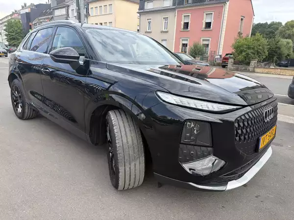 Audi Q3 204CV TFSI QUATTRO Stronic - Photo 2