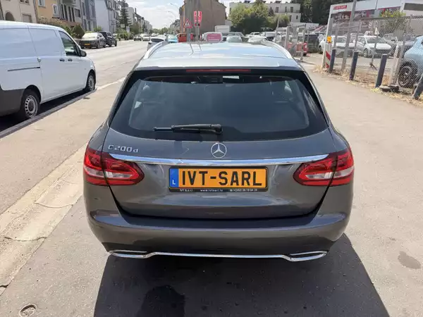 Mercedes-Benz C 200 d 136 T Avangarde 7G-Tronic - Photo 3