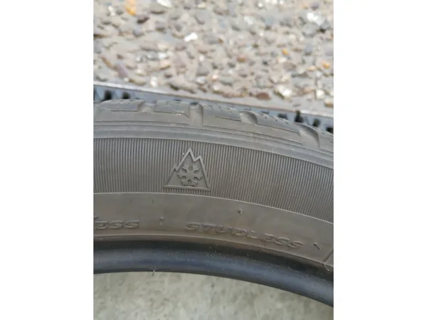 Pneus hiver 18 225/45 R18 91H - Photo 3