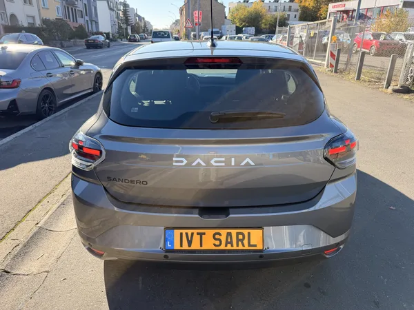 Dacia Sandero 1.0 Tce 100 Essentiel - Photo 3