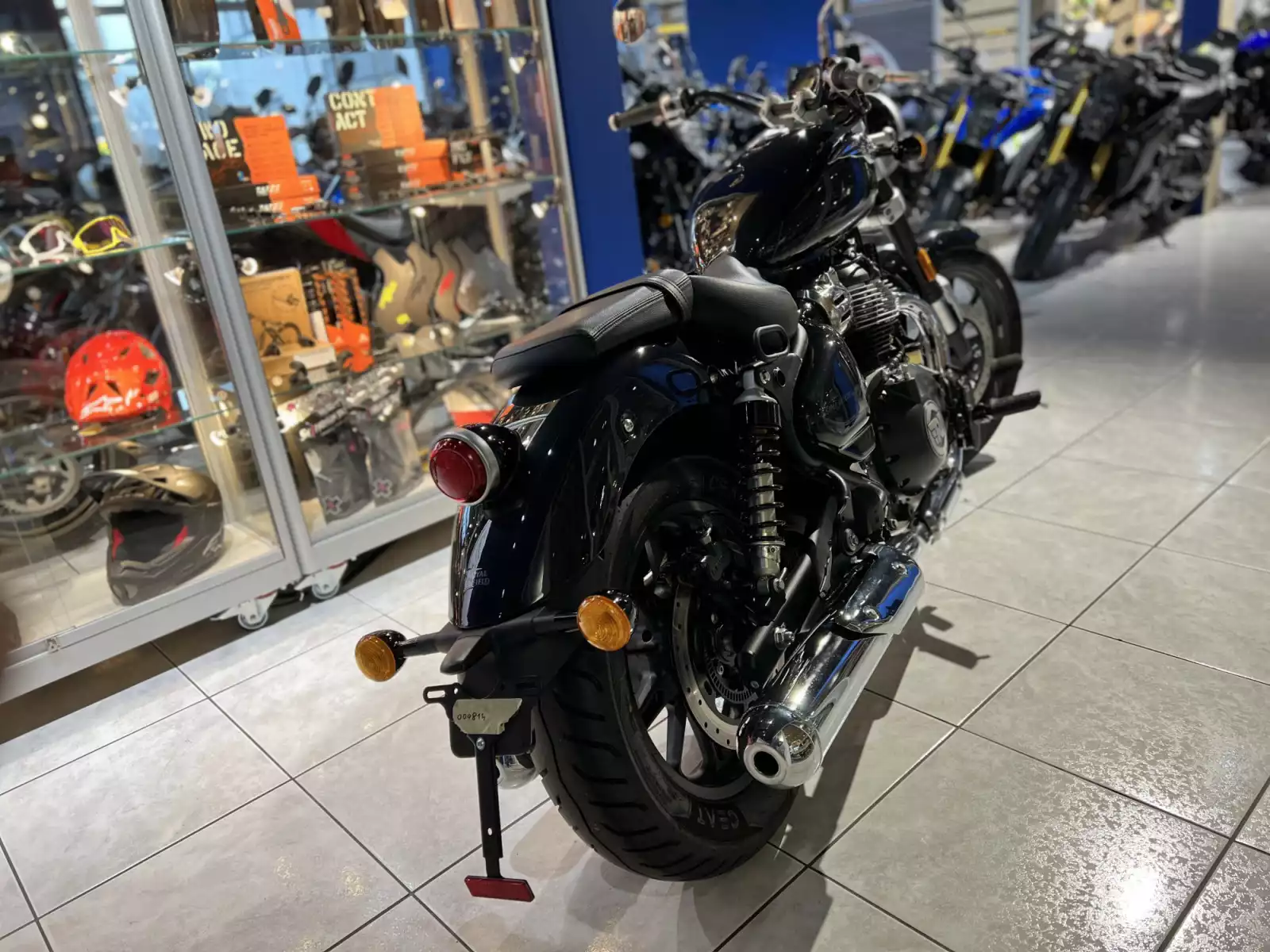 Royal Enfield Super Meteor 650 Noir Astral - Photo 1
