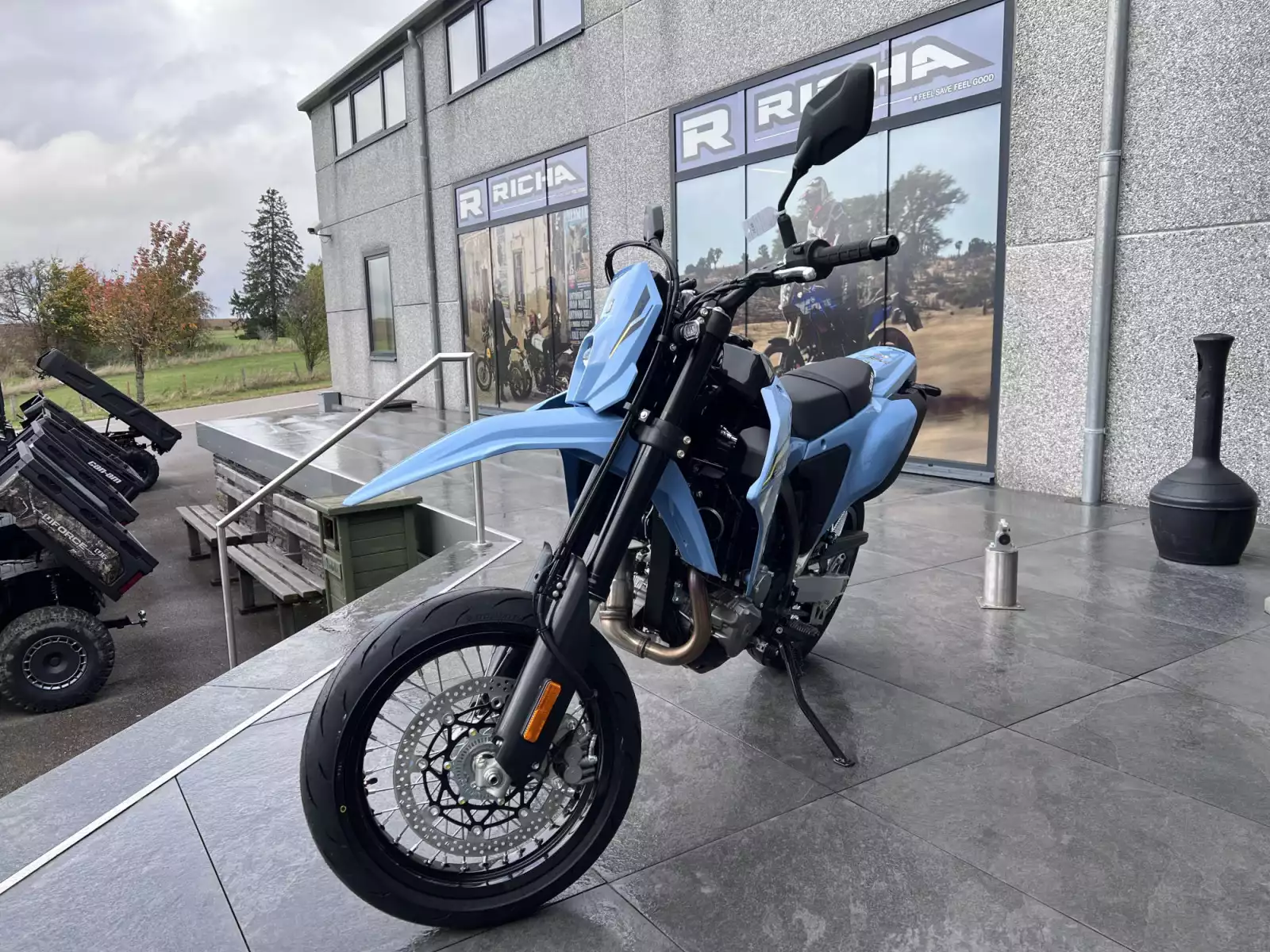 Suzuki DR-Z 400 Supermotard - Photo 1