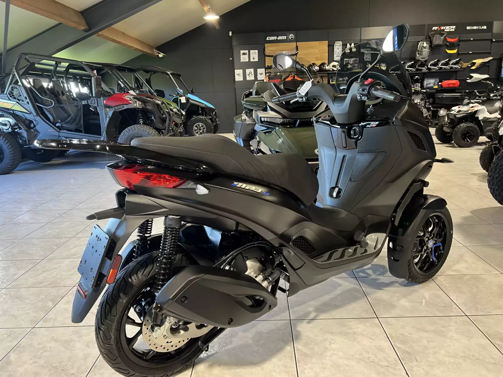 Piaggio MP3 310 SPORT - Photo 1
