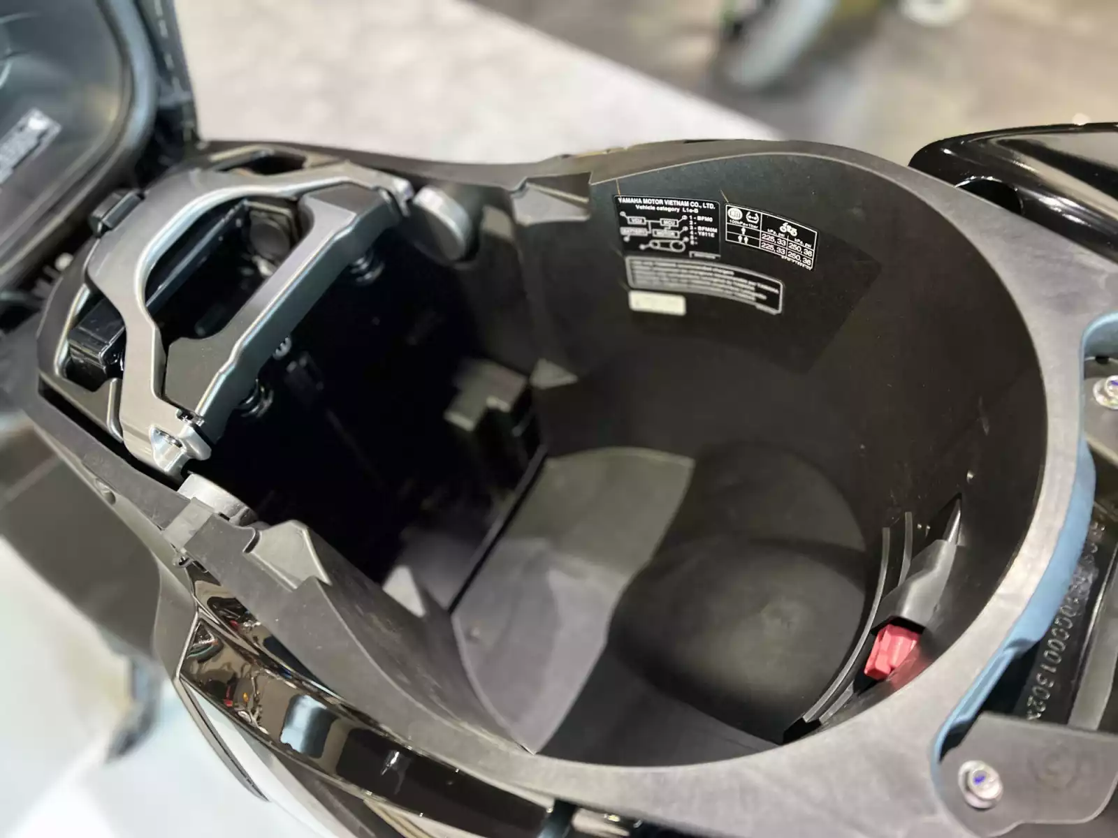 Yamaha NEOs 50 (Inclue 2 batteries ) - Photo 1