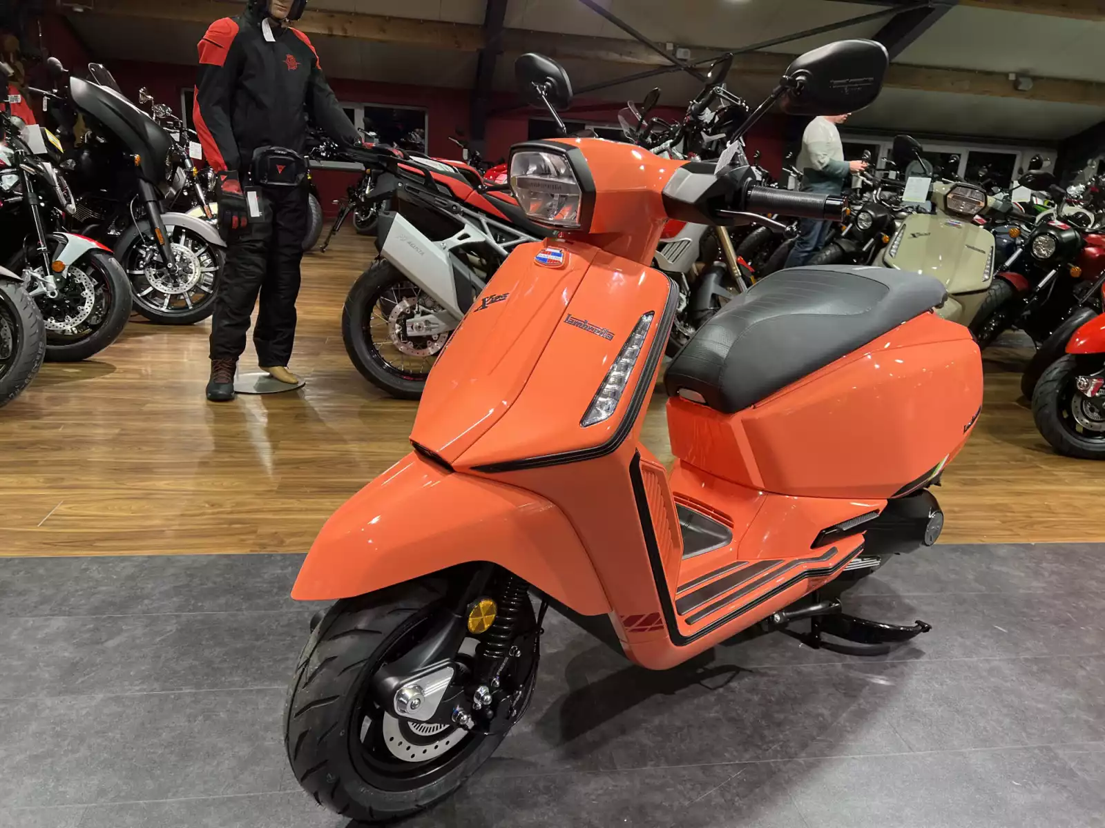 Lambretta X-125 - Photo 1