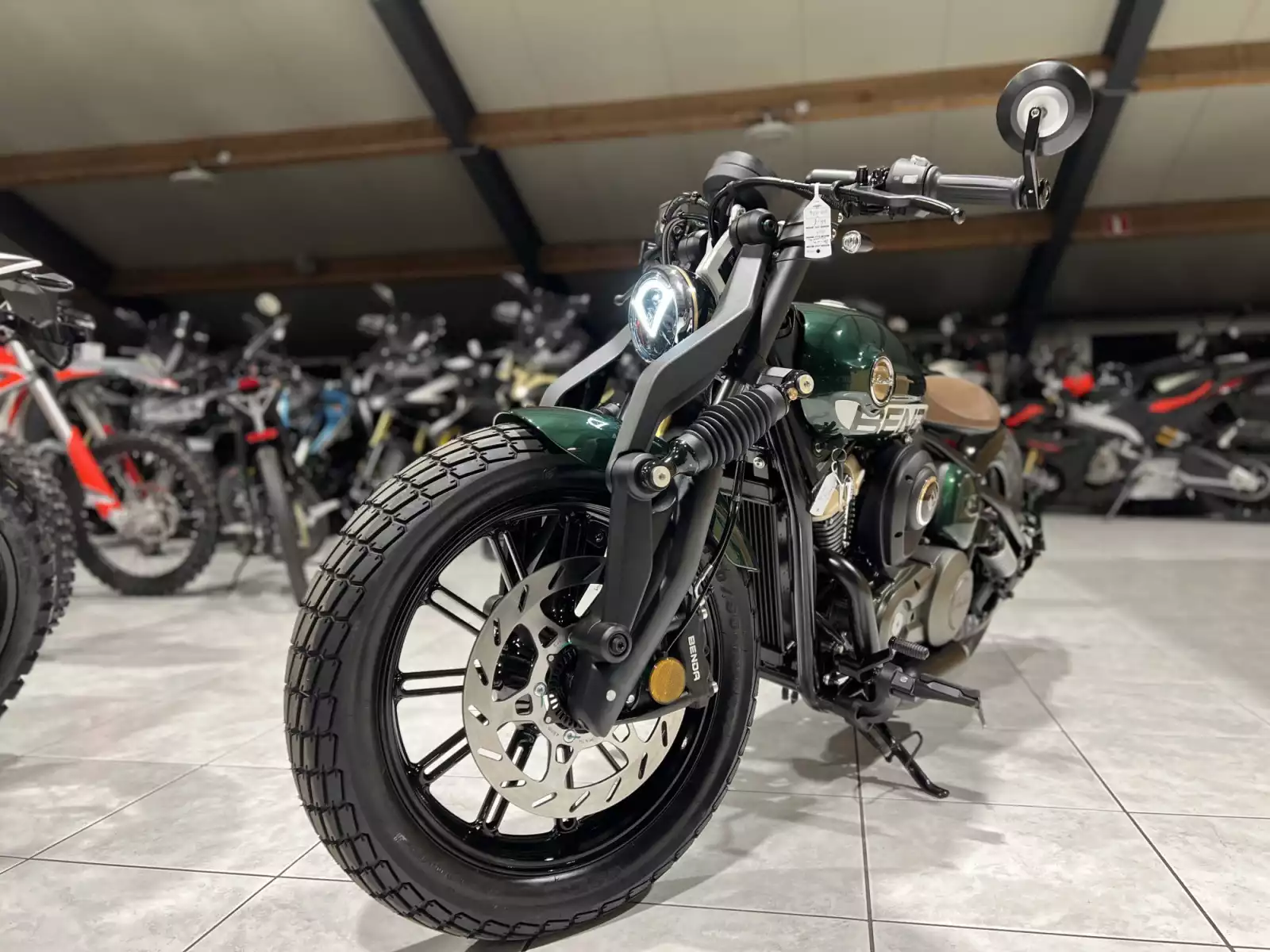 Benda Napoleon 250 - Photo 1