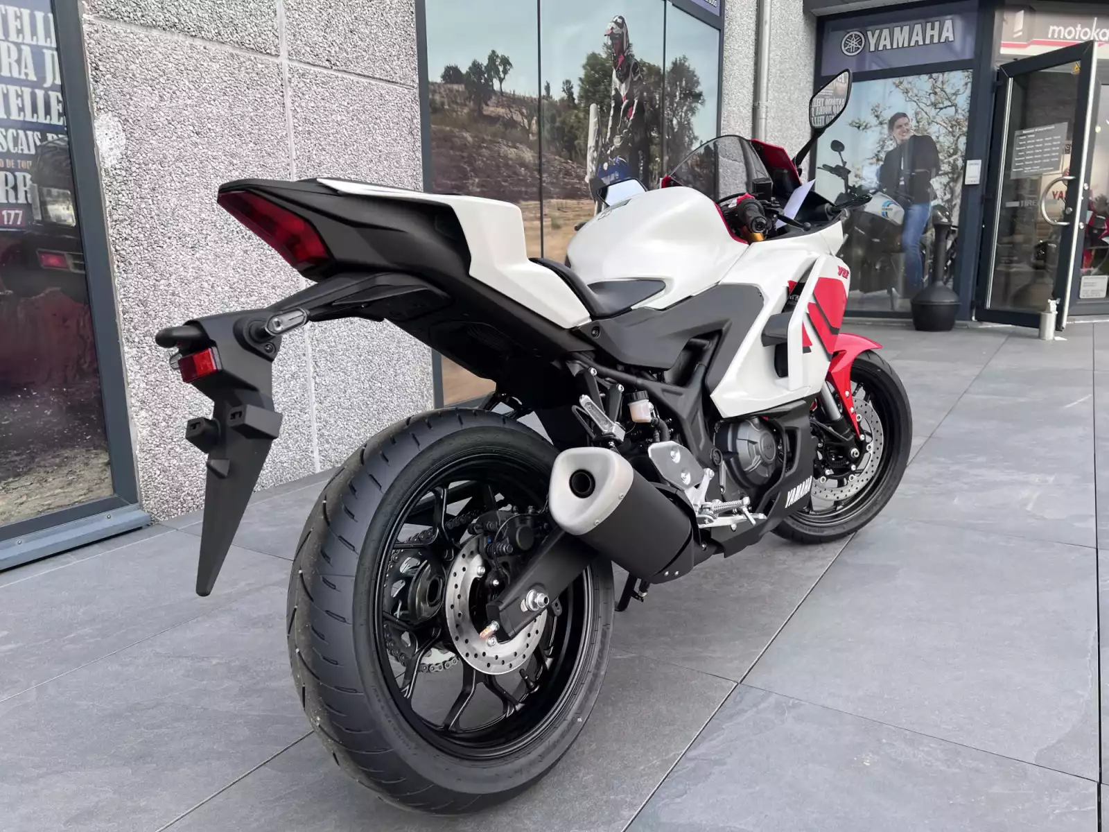 Yamaha YZF-R3 70 TH - Photo 1