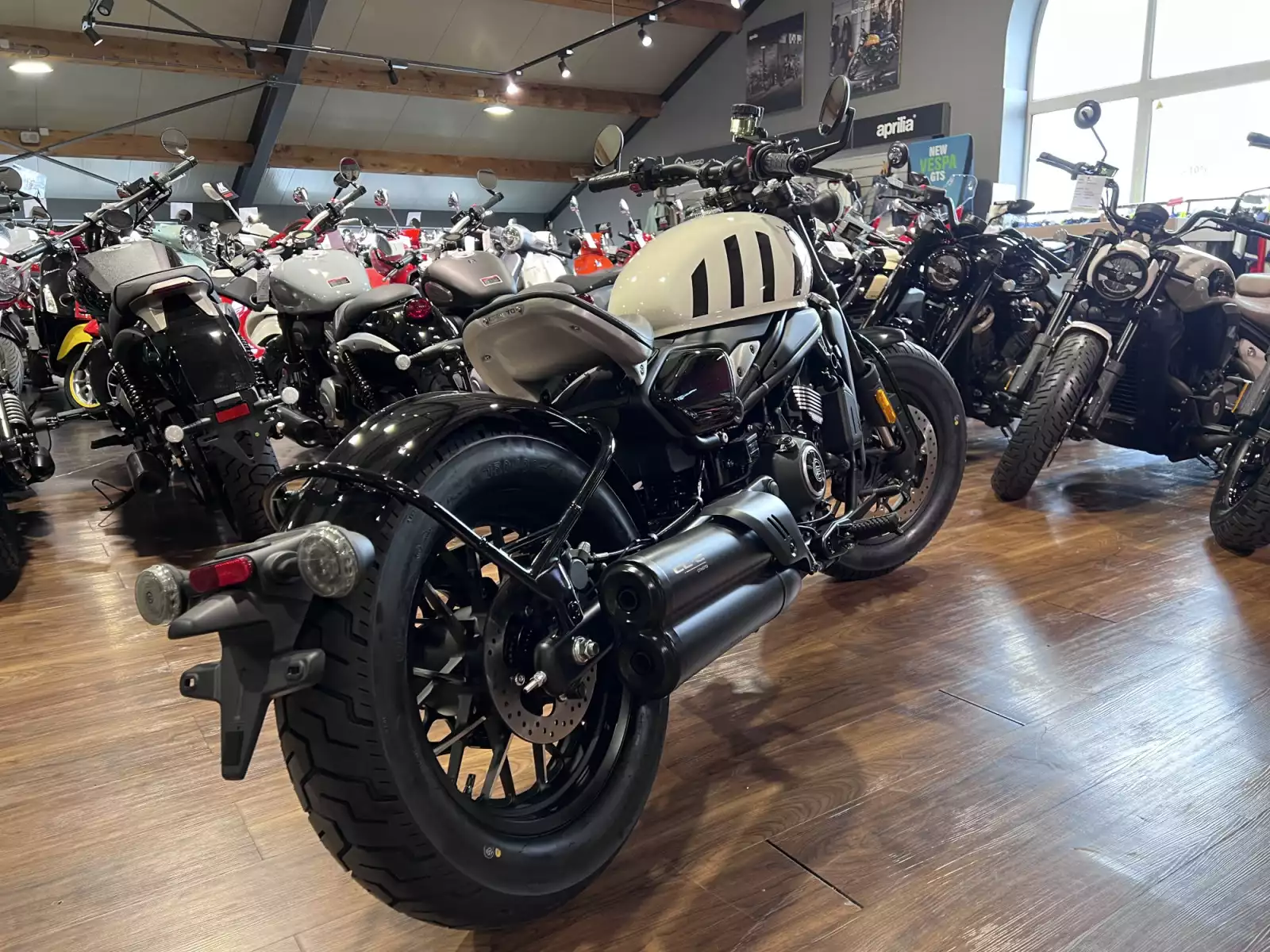 CF Moto 450 CL-C BOBBER - Photo 1