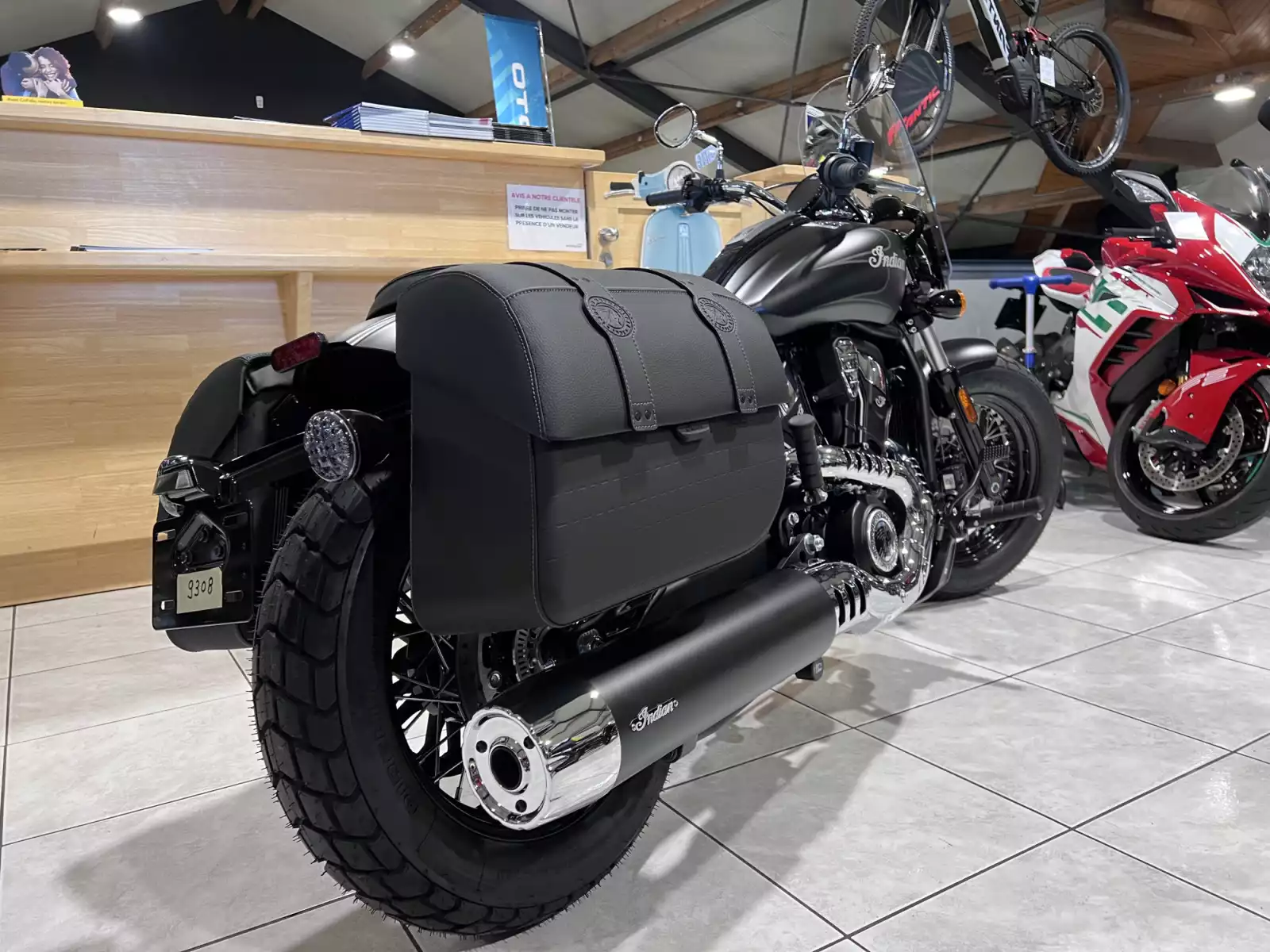 Indian Super Scout 1250 Ltd + Tech Black Nara Bronze Metallic - Photo 1