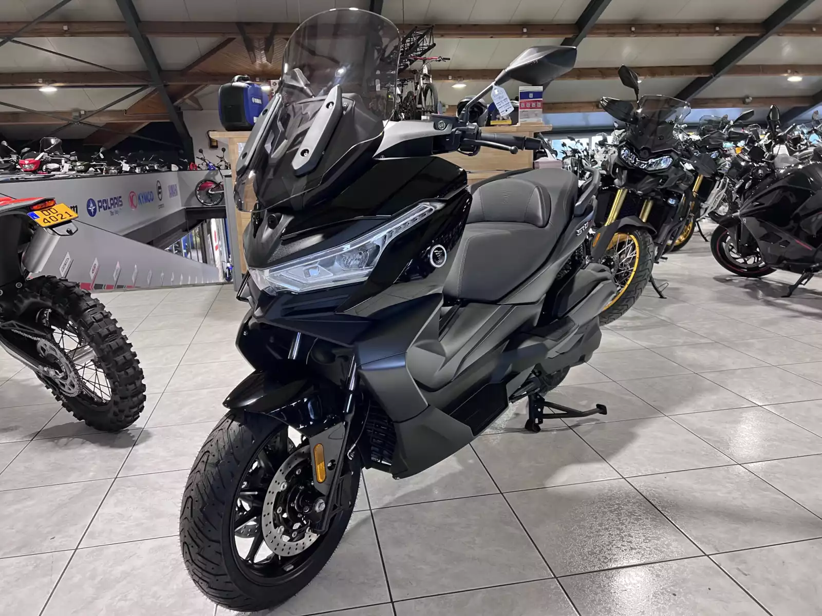 Voge SR4 R MAX - Photo 1