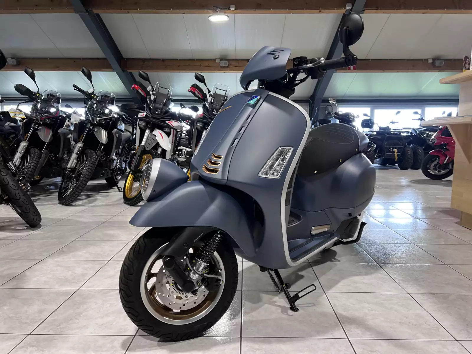 Vespa GTV 310 Officina 8 - Photo 1