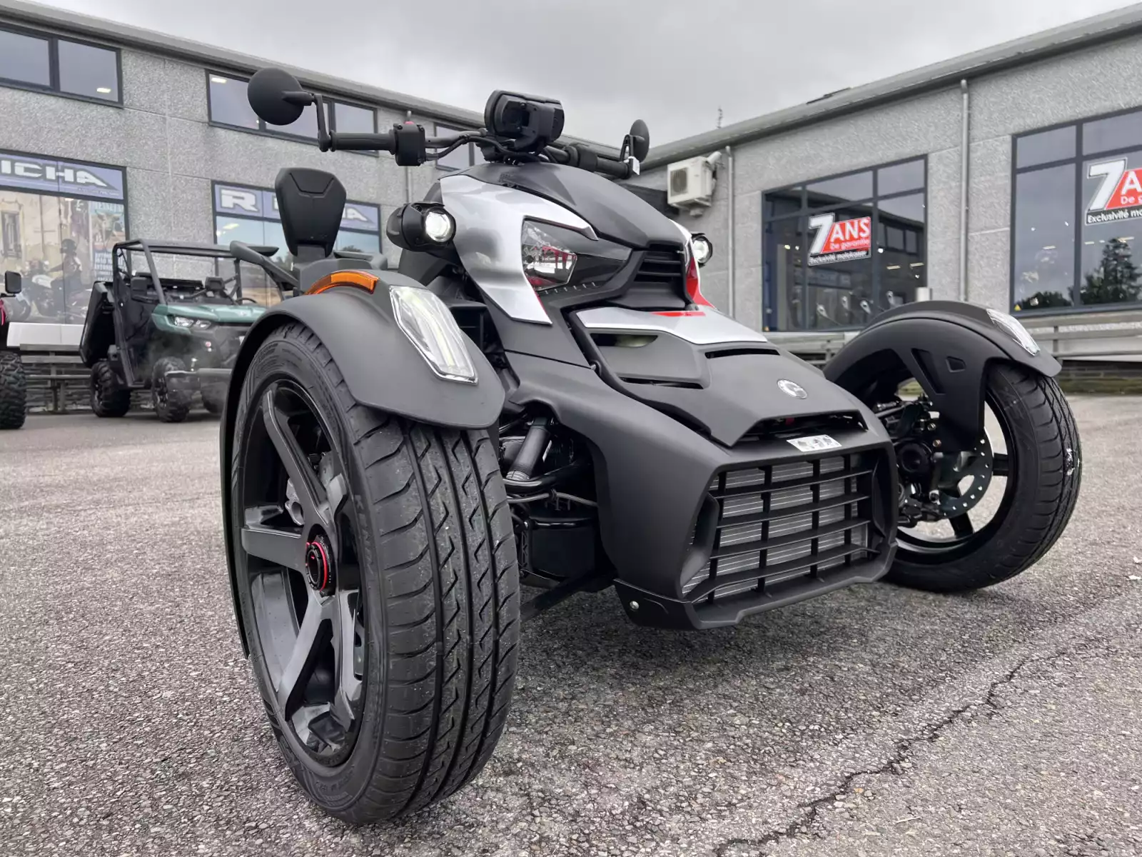 Can Am Ryker 900 SPORT acc. 219401167, 219400843, 219400842 - Photo 1